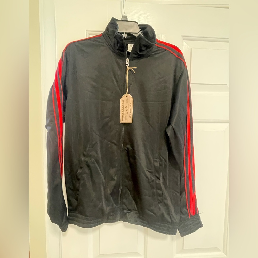 Men's Black and Red Zip-Up Sweater